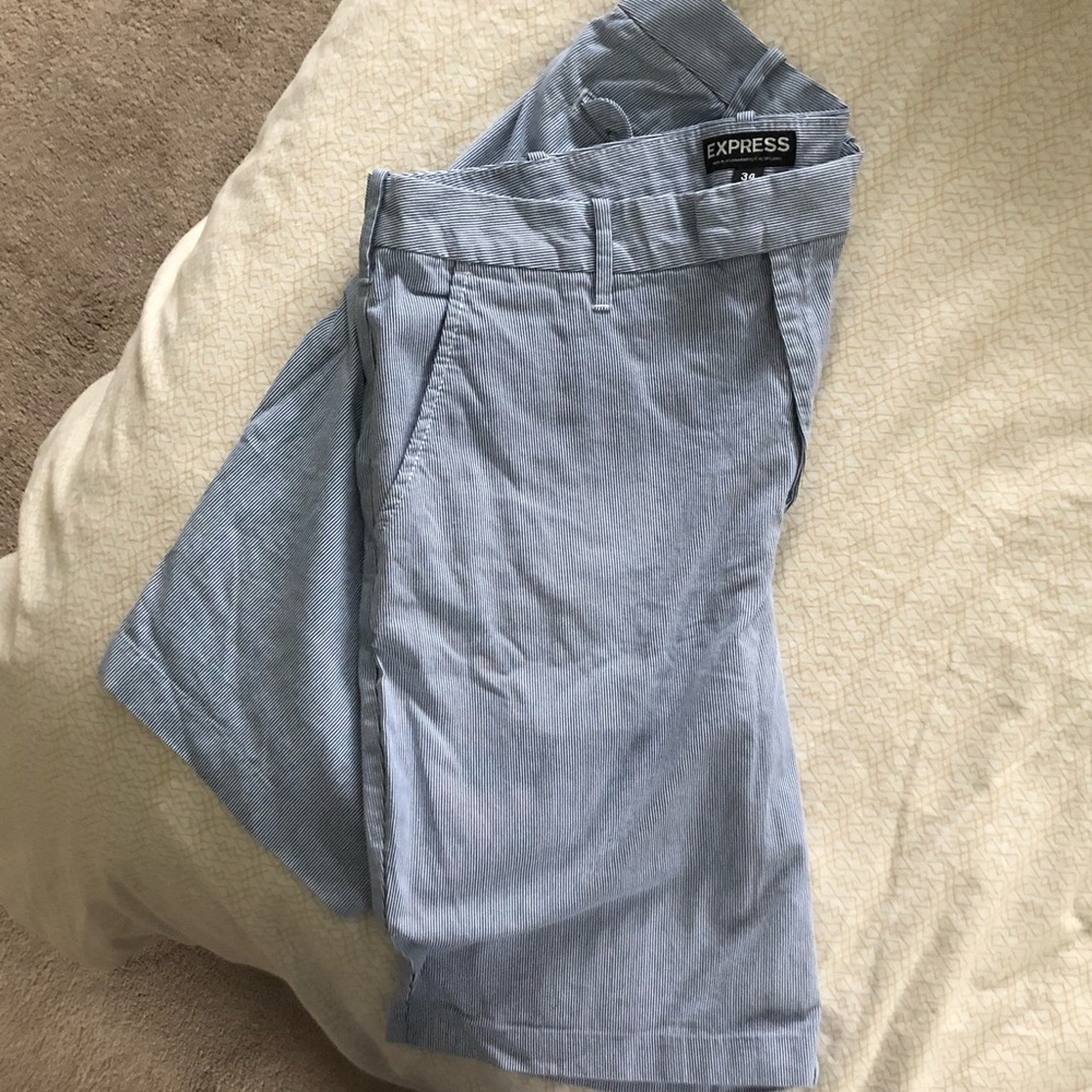 Express shorts! - Picture 3 of 3